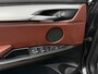 BMW X5 M50D Automaat / Grijs Kenteken / Leder / Panoramadak / 21" Velgen / Camera / Trekhaak / Navi / Clima / PDC / Cruise / LED /