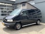 Volkswagen Transporter 2.5TDI 75 KW Camper Hefdak Cruise controle Trekhaak 1820kg trekgewicht Sidebars Campingaansluiting Slaapplek 2-Persoons Euro 2 Camperwagen Buscamper