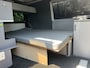 Volkswagen Transporter 2.5TDI 75 KW Camper Hefdak Cruise controle Trekhaak 1820kg trekgewicht Sidebars Campingaansluiting Slaapplek 2-Persoons Euro 2 Camperwagen Buscamper