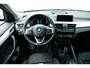 BMW X2 sDrive18i High Executive. Navi, Clima, StoelVerw, 18"LMV, Haak 1700kg