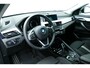 BMW X2 sDrive18i High Executive. Navi, Clima, StoelVerw, 18"LMV, Haak 1700kg