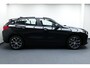 BMW X2 sDrive18i High Executive. Navi, Clima, StoelVerw, 18"LMV, Haak 1700kg