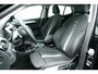 BMW X2 sDrive18i High Executive. Navi, Clima, StoelVerw, 18"LMV, Haak 1700kg