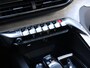 Peugeot 3008 SUV GT 1.6 Plug-in HYbrid4 300pk Automaat | Navigatie | Panoramisch schuif-kanteldak | Rondomzichtcamera | Climate Control | Adaptieve Cruise Control | Full Led koplampen | Keyless | Apple Carplay / Android Auto | DAB+ radio | Bluetooth | Donker getint glas | 18" lichtmetalen velgen |