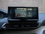 Peugeot 3008 SUV GT 1.6 Plug-in HYbrid4 300pk Automaat | Navigatie | Panoramisch schuif-kanteldak | Rondomzichtcamera | Climate Control | Adaptieve Cruise Control | Full Led koplampen | Keyless | Apple Carplay / Android Auto | DAB+ radio | Bluetooth | Donker getint glas | 18" lichtmetalen velgen |