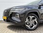 Hyundai Tucson 1.6 T-GDI PHEV Premium Sky 4WD / Trekhaak ( 1350 kg ) / Achterbank verwarmd / Stoel verkoeling en verwarming voor / Elektrisch glazen panorama-dak /