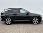 Hyundai Tucson 1.6 T-GDI PHEV Premium Sky 4WD / Trekhaak ( 1350 kg ) / Achterbank verwarmd / Stoel verkoeling en verwarming voor / Elektrisch glazen panorama-dak /