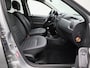 Dacia Duster 1.2 TCe 4x2 Blackshadow | Trekhaak | Lederen Bekleding | PDC Achter | Full-Map Navigatie | Privacy Glass | Cruise Control & Snelheidsbegrenzer | Airconditioning | 16" LMV | Orig. NL