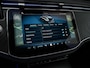 Mercedes-Benz E-klasse Estate 300 e Exclusive Line Panoramadak | Distronic | Ambiance interieur | Burmester 4D Sound | Stoelverwarming | Camera | Trekhaak