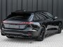 Audi A6 Avant 3.0 TFSI 368PK Quattro S-Edition Panoramadak | Luchtvering | Head-up display | 6-cilinder | Stoelgeheugen | 4-Wiel besturing | Tech Pro | Adaptive cruise control | B&O audio | S-stoelen | Ambiance verlichting | Carbon inleg | Styling kit | 4-Zone climate