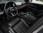 BMW 5-Serie Touring 530e xDrive | M-Sport Pro | Panoramadak | Harman Kardon audio | M-Sport Suspension | Adaptive Led | Driving Assistant Plus | Ambient Light | Iconic glow grille | M-Sport Brake Red | Shadowline Lights