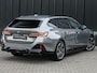 BMW 5-Serie Touring 530e xDrive | M-Sport Pro | Panoramadak | Harman Kardon audio | M-Sport Suspension | Adaptive Led | Driving Assistant Plus | Ambient Light | Iconic glow grille | M-Sport Brake Red | Shadowline Lights