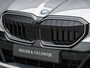 BMW 5-Serie Touring 530e xDrive | M-Sport Pro | Panoramadak | Harman Kardon audio | M-Sport Suspension | Adaptive Led | Driving Assistant Plus | Ambient Light | Iconic glow grille | M-Sport Brake Red | Shadowline Lights