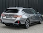BMW 5-Serie Touring 530e xDrive | M-Sport Pro | Panoramadak | Harman Kardon audio | M-Sport Suspension | Adaptive Led | Driving Assistant Plus | Ambient Light | Iconic glow grille | M-Sport Brake Red | Shadowline Lights