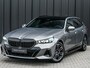 BMW 5-Serie Touring 530e xDrive | M-Sport Pro | Panoramadak | Harman Kardon audio | M-Sport Suspension | Adaptive Led | Driving Assistant Plus | Ambient Light | Iconic glow grille | M-Sport Brake Red | Shadowline Lights