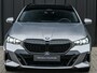 BMW 5-Serie Touring 530e xDrive | M-Sport Pro | Panoramadak | Harman Kardon audio | M-Sport Suspension | Adaptive Led | Driving Assistant Plus | Ambient Light | Iconic glow grille | M-Sport Brake Red | Shadowline Lights