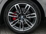 BMW 5-Serie Touring 530e xDrive | M-Sport Pro | Panoramadak | Harman Kardon audio | M-Sport Suspension | Adaptive Led | Driving Assistant Plus | Ambient Light | Iconic glow grille | M-Sport Brake Red | Shadowline Lights