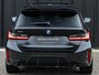 BMW 3-Serie Touring 330e xDrive | Accu 19,5kWh | Trekhaak | Panorama dak | Active Cruise | Camera | Ambiance interieur