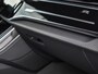 Audi Q8 60 TFSI e quattro Pro Line S Competition | B&O advanced | Audi exclusive | 5 jaar garantie | Panoramadak | massage stoelen | 4 wiel besturing | Alcantara hemel | Soft-close | Elektr. Trekhaak | Achteras besturing | Oled achterlichten