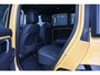 Land Rover Defender 110 2.0 P300e 110 Trophy Edition Deep Sandglow Yellow