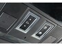Land Rover Defender 110 2.0 P300e 110 Trophy Edition Deep Sandglow Yellow