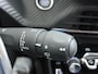 Peugeot 2008 1.2 Hybrid 136 Allure ADAPTIVE CRUISE CONTROL| ACHTERUITRIJCAMERA| APPLE CARPLAY/ ANDROID AUTO| DODE HOEK SENSOR | FABRIEKSGARANTIE TOT 2027 | RIJKLAAR PRIJS |
