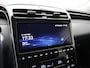 Hyundai Tucson 1.6 T-GDI HEV Comfort AUTOMAAT / Navigatie / 1ste Eigenaar / 1650KG Trekgewicht / Adaptieve Cruise Control / NL auto / Dealer onderhouden / Stoelverwarming voor / Navigatie / Apple CarPlay & Android Auto / All Seasonbanden /