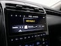 Hyundai Tucson 1.6 T-GDI HEV Comfort AUTOMAAT / Navigatie / 1ste Eigenaar / 1650KG Trekgewicht / Adaptieve Cruise Control / NL auto / Dealer onderhouden / Stoelverwarming voor / Navigatie / Apple CarPlay & Android Auto / All Seasonbanden /