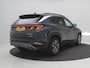 Hyundai Tucson 1.6 T-GDI HEV Comfort AUTOMAAT / Navigatie / 1ste Eigenaar / 1650KG Trekgewicht / Adaptieve Cruise Control / NL auto / Dealer onderhouden / Stoelverwarming voor / Navigatie / Apple CarPlay & Android Auto / All Seasonbanden /