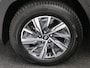 Hyundai Tucson 1.6 T-GDI HEV Comfort AUTOMAAT / Navigatie / 1ste Eigenaar / 1650KG Trekgewicht / Adaptieve Cruise Control / NL auto / Dealer onderhouden / Stoelverwarming voor / Navigatie / Apple CarPlay & Android Auto / All Seasonbanden /