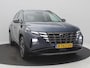 Hyundai Tucson 1.6 T-GDI HEV Comfort AUTOMAAT / Navigatie / 1ste Eigenaar / 1650KG Trekgewicht / Adaptieve Cruise Control / NL auto / Dealer onderhouden / Stoelverwarming voor / Navigatie / Apple CarPlay & Android Auto / All Seasonbanden /