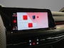 Volkswagen Golf 1.4TSIeHybrid 180kW/245PK GTE · Panoramadak · Trekhaak · Camera · Stoelverwarming · Navigatie