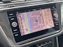 Volkswagen Tiguan 1.5 TSI Elegance Automaat | GEEN AFLEVERKOSTEN | Apple Carplay & Android Auto | Elektrisch wegklapbare trekhaak | Adaptieve Cruise Control | Climate control | Navigatie | Stoel & Stuurwielverwarming | Elektrische kofferbak |