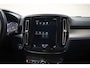 Volvo XC40 1.5 T3 Momentum Pro Aut. [ LED Navi Stoelverwarming Apple/Android ]