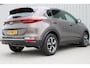 Kia Sportage 1.6 GDI DynamicLine | Incl. 12 maanden Garantie | Achteruitrijcamera | Cruise control | Lane assist | Apple CarPlay/Android auto | Parkeercamera | Navigatie | Parkeersensoren | Climate Control |