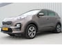 Kia Sportage 1.6 GDI DynamicLine | Incl. 12 maanden Garantie | Achteruitrijcamera | Cruise control | Lane assist | Apple CarPlay/Android auto | Parkeercamera | Navigatie | Parkeersensoren | Climate Control |