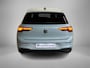 Volkswagen Golf 1.5eHybrid 204pk Life Edition DSG · Apple/Android · Camera + Parkeersensoren · Dodehoeksensor · Stoel- & stuurverwarming · Garantie t/m 26-03-2030 of 100000km