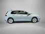 Volkswagen Golf 1.5eHybrid 204pk Life Edition DSG · Apple/Android · Camera + Parkeersensoren · Dodehoeksensor · Stoel- & stuurverwarming · Garantie t/m 26-03-2030 of 100000km