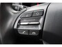 Hyundai Kona Electric EV Comfort 64 kWh Dealeronderhouden! Achteruitrijcamera/Apple carplay/Warmtepomp/Adaptieve cruise control/Lane assist/Climate control/Navigatie