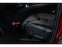 Volvo XC60 T6 Plug-in hybrid AWD Plus Dark | Trekhaak | Verwarmbare voorstoelen+stuurwiel+achterbank | Premium audio by Harman Kardon | Rondom zichtcamera