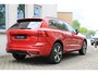 Volvo XC60 T6 Plug-in hybrid AWD Plus Dark | Trekhaak | Verwarmbare voorstoelen+stuurwiel+achterbank | Premium audio by Harman Kardon | Rondom zichtcamera