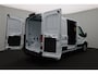 Ford Transit 350 2.0 TDCI L2H2 Trend | 2 zitplaatsen rechtsvoor | Aanhanger assistent | Achteruitrijcamera