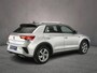 Volkswagen T-Roc R-Line 1.5 TSI 150pk DSG Automaat Trekhaak, Adaptive cruise control, Achteruitrijcamera, LED koplampen, Navigatie, App connect, Stoelverwarming