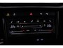 Volkswagen T-Roc R-Line 1.5 TSI 150pk DSG Automaat Trekhaak, Adaptive cruise control, Achteruitrijcamera, LED koplampen, Navigatie, App connect, Stoelverwarming