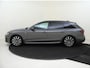 Audi A4 Avant 35 TFSI S edition Competition | Navigatie Plus | Virtual cockpit Plus | Stoelverwarming | 3-zone airco | Elektrische achterklep | Full LED verlichting | Optiek zwart |