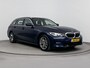 BMW 3-Serie Touring 330e High Executive Plug-in | ACTIE! | Sportstoelen | Stoelverwarming | Trekhaak | Trekgewicht 1500kg | Navigatie | El. bed. achterklep |