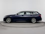 BMW 3-Serie Touring 330e High Executive Plug-in | Sportstoelen | Stoelverwarming | Trekhaak | Trekgewicht 1500kg | Navigatie | El. bed. achterklep |