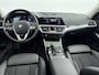BMW 3-Serie Touring 330e High Executive Plug-in | Sportstoelen | Stoelverwarming | Trekhaak | Trekgewicht 1500kg | Navigatie | El. bed. achterklep |