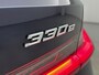 BMW 3-Serie Touring 330e High Executive Plug-in | ACTIE! | Sportstoelen | Stoelverwarming | Trekhaak | Trekgewicht 1500kg | Navigatie | El. bed. achterklep |