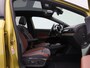 Volkswagen ID.4 Max 77 kWh 204 Pk | Stoel/Stuurverwarming | 360° Camera | Head Up | Adaptive Cruise | Panorama dak | CarPlay | 20 Inch | 113.192 Km !!